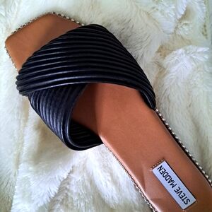 Steve Madden Summer Slides Size 10M  (NWOT)